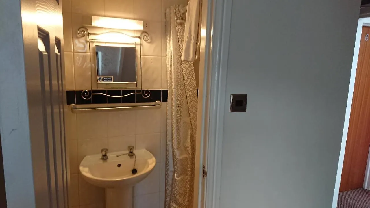 Ash Lea Hotel Blackpool Guest house
