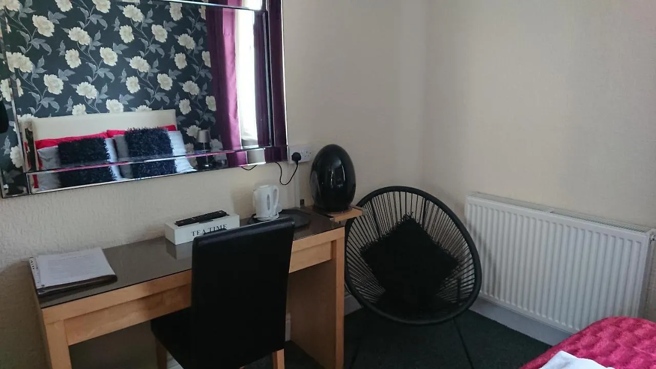 Ash Lea Hotel Blackpool Guest house